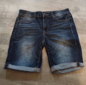 So "Favorite" Bermuda Low Rise SZ 5 Juniors